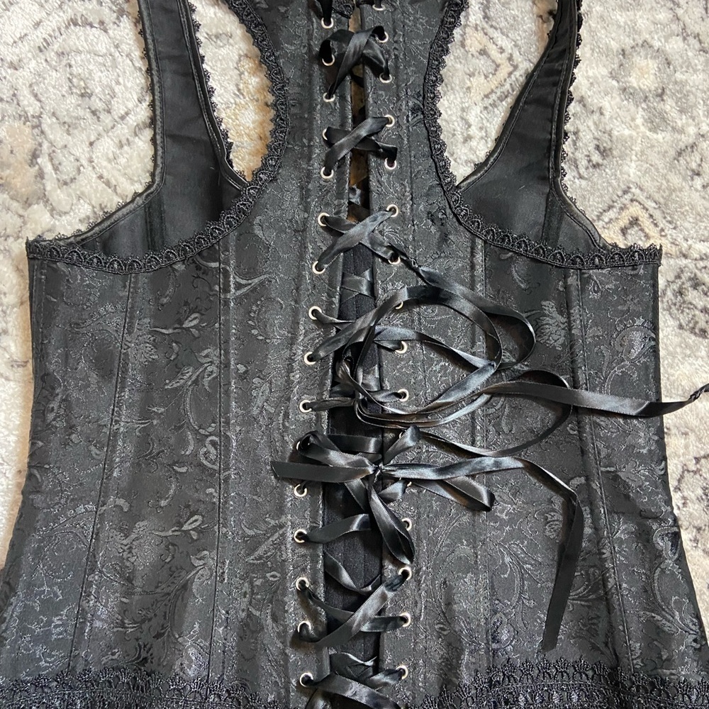 ICollection Black Brocade Racer Back Corset - Picture 9 of 9